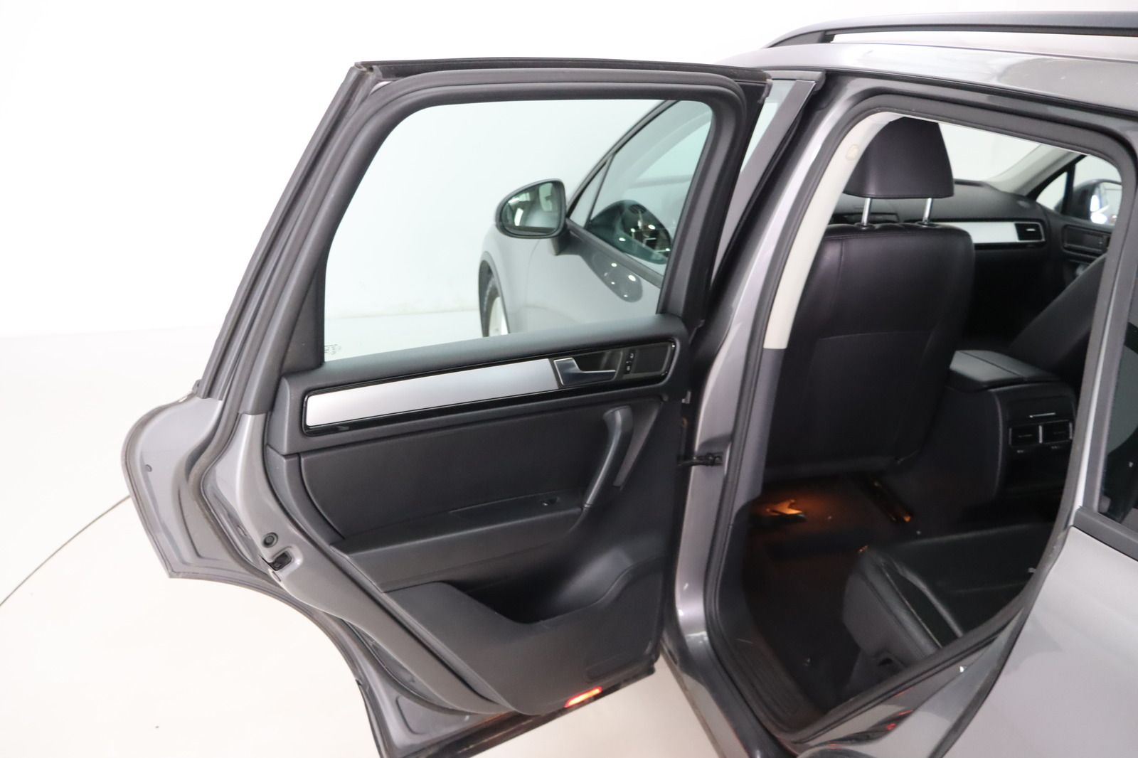 Fahrzeugabbildung Volkswagen Touareg 3.0 TDI V6 TDI BlueMotion * aus 1. Hd