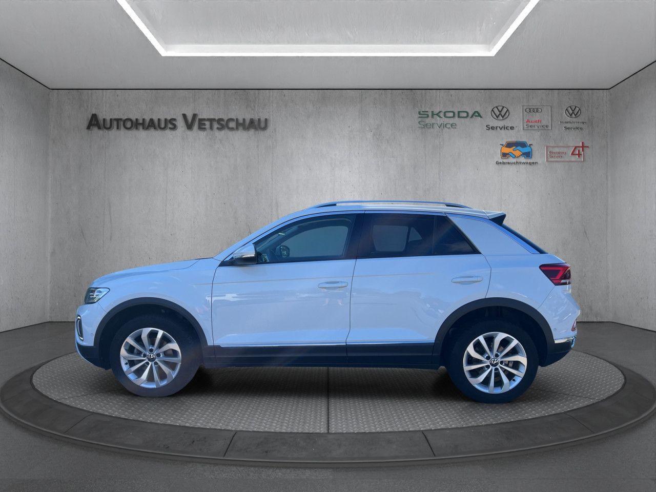 Volkswagen T-Roc 1.0 TSI Style Bluetooth Navi LED Klima foto 2