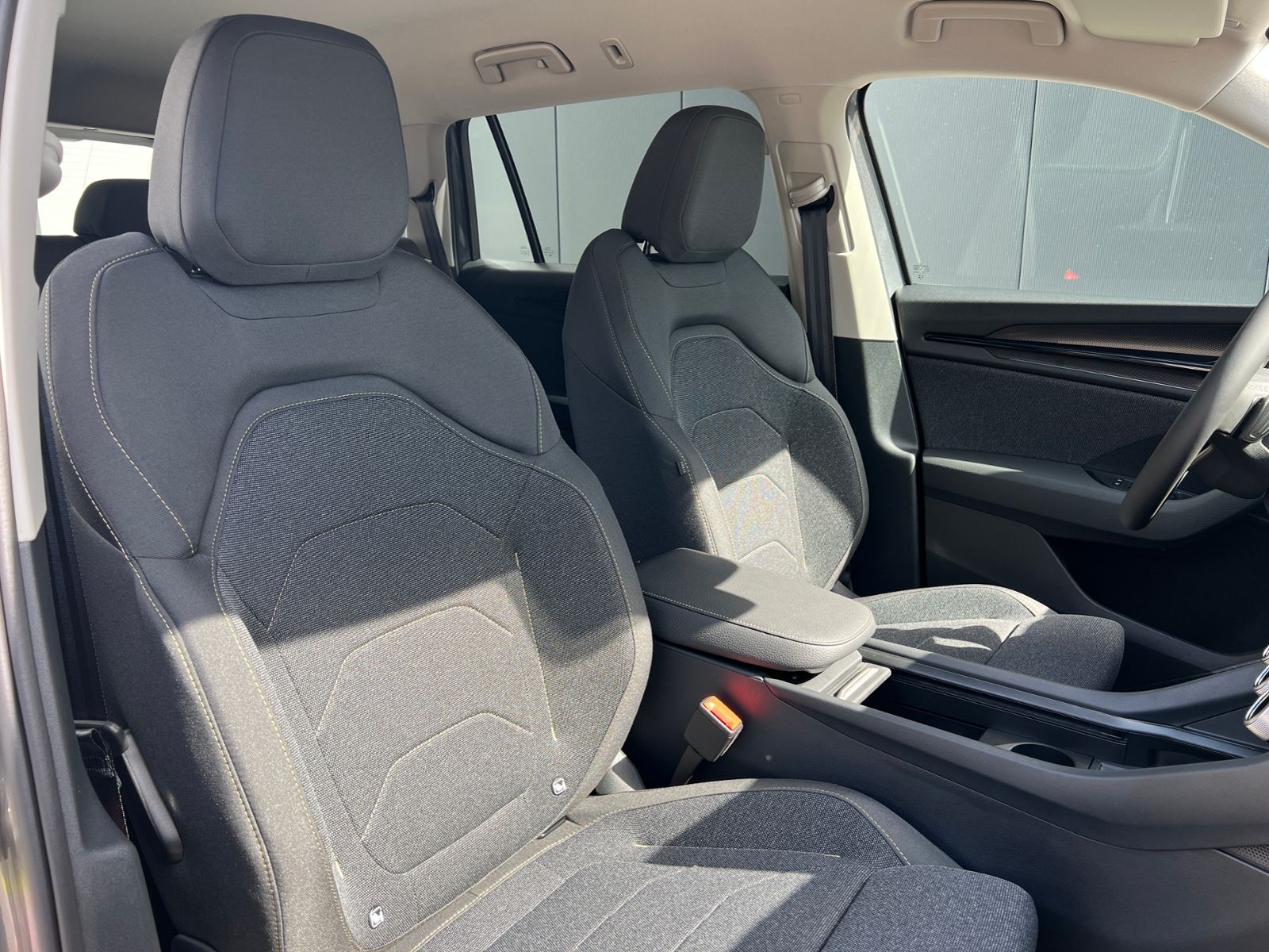 Fahrzeugabbildung SKODA Kodiaq Selection 2.0 TDI DSG *AHK, LED, ACC, Nav