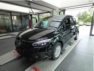 Image of Mercedes-Benz EQT