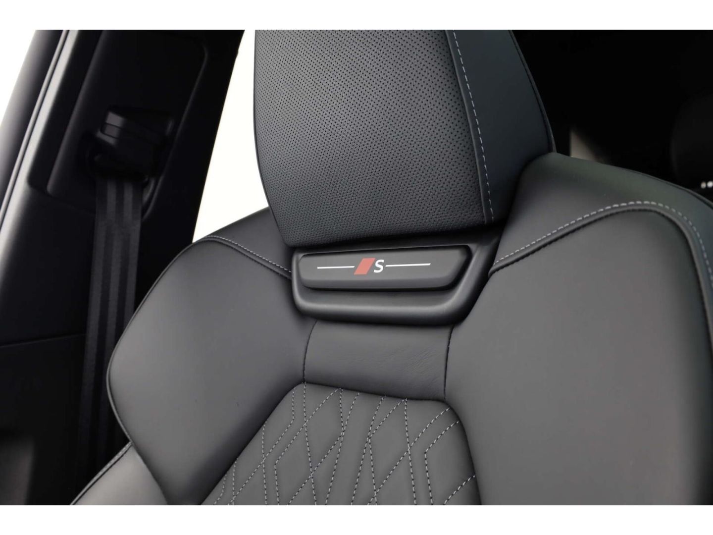 Audi SQ6 e-tron - Bild 27