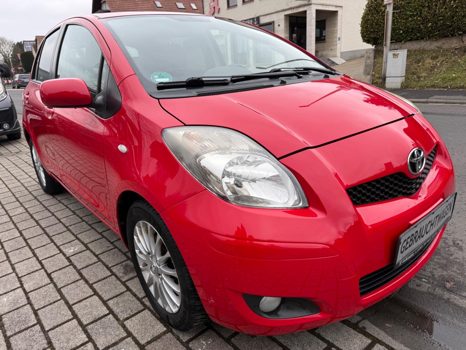 Toyota Yaris Sol 1,3 / Klimaanlage / 5 Türer