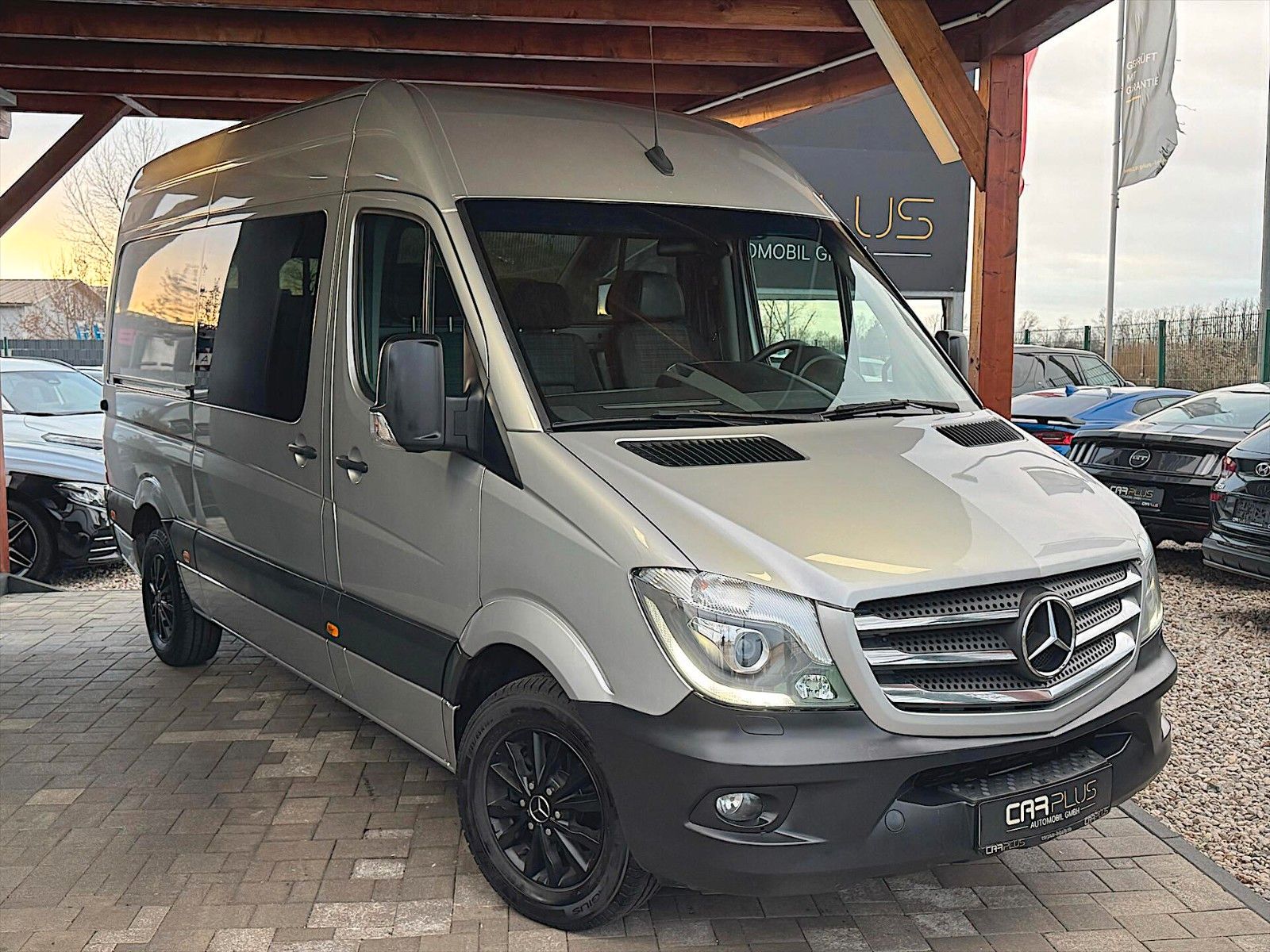 Fahrzeugabbildung Mercedes-Benz Sprinter II Kasten 319 CDI L2H3 *Bi-Xenon*19%*