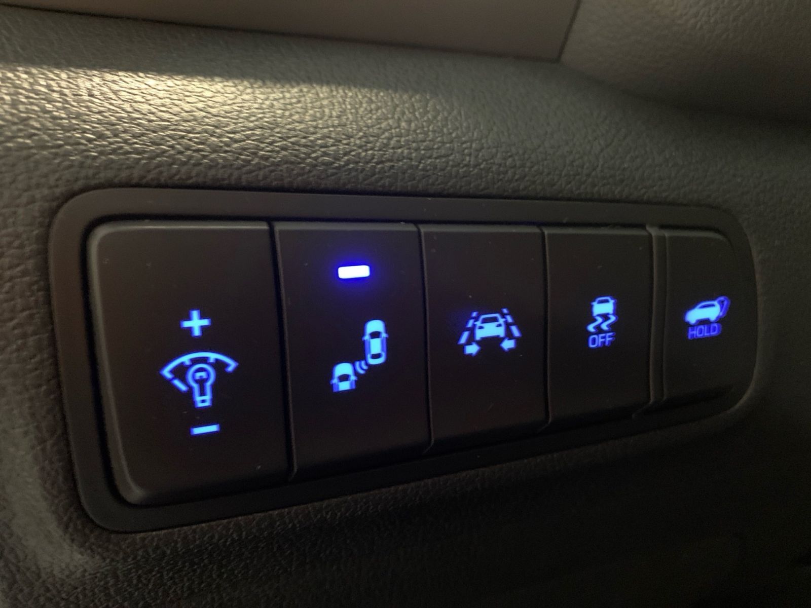 Fahrzeugabbildung Hyundai TUCSON 1.6 Turbo 7-DCT Premium 4WD Leder