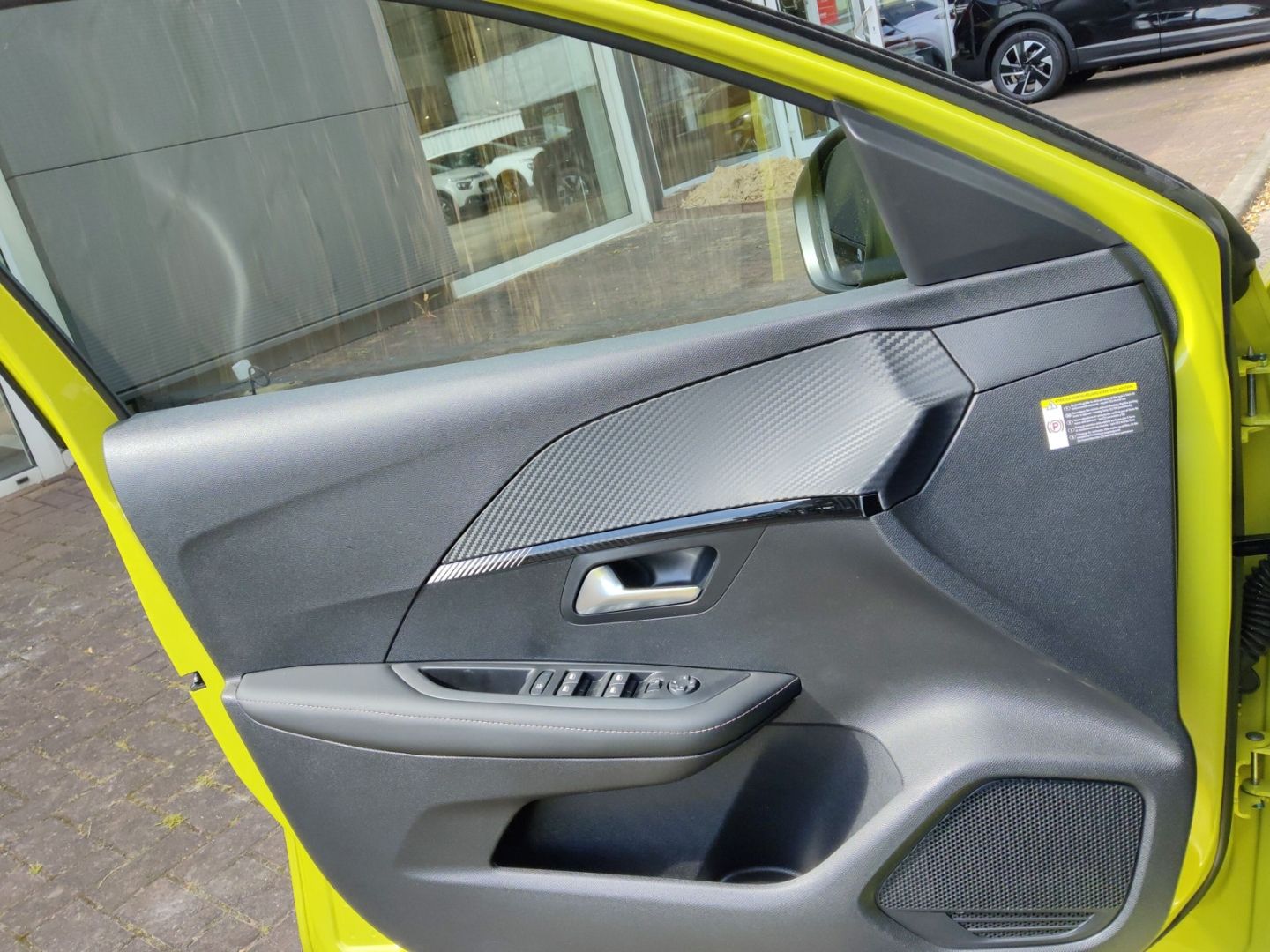 Peugeot 208 - Bild 13