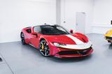Ferrari SF90 Stradale *1. Hand / Fiorano / MwSt.* - Ferrari SF90: Coupe