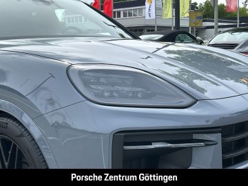 Porsche Cayenne - 8