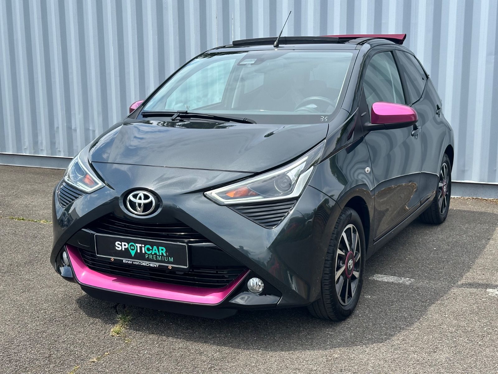 Fahrzeugabbildung Toyota Aygo AYGO x-style*RFK*Faltdach*Carplay