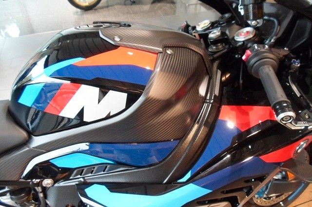 Fahrzeugabbildung BMW M1000RR mit Competition Paket sofort verfügbar