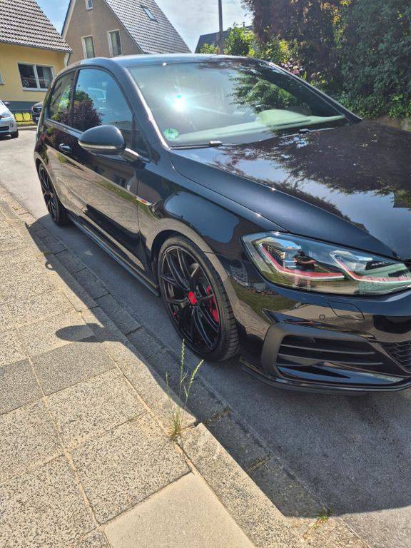 Image of Volkswagen Golf