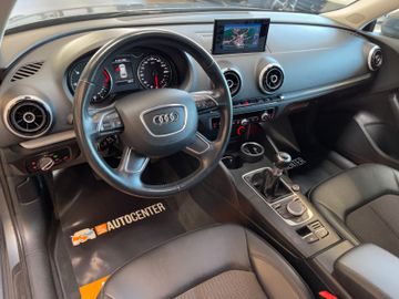 Audi A3 ambiente *BI-XENON*NAVI*TEMPOMAT*SZHZ*KLIMA*
