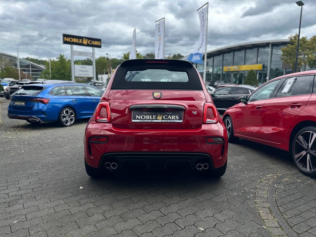 Fahrzeugabbildung Abarth 695C BEATS KLIMA NAVI 17" ALU