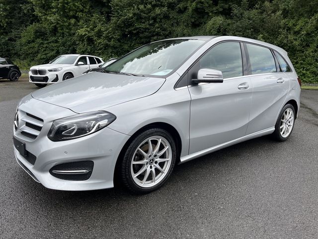 Mercedes-Benz B 220 B -Klasse B 220 d 4Matic Urban Style