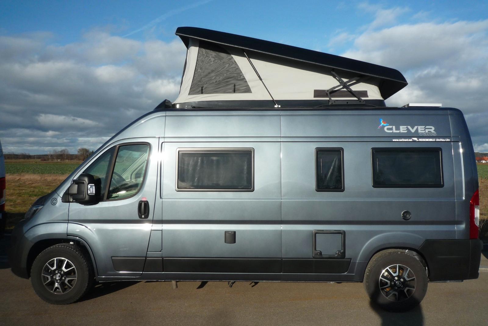 Clever CELEBRATION  600 Aufstdach-Solar-AHK-Markise