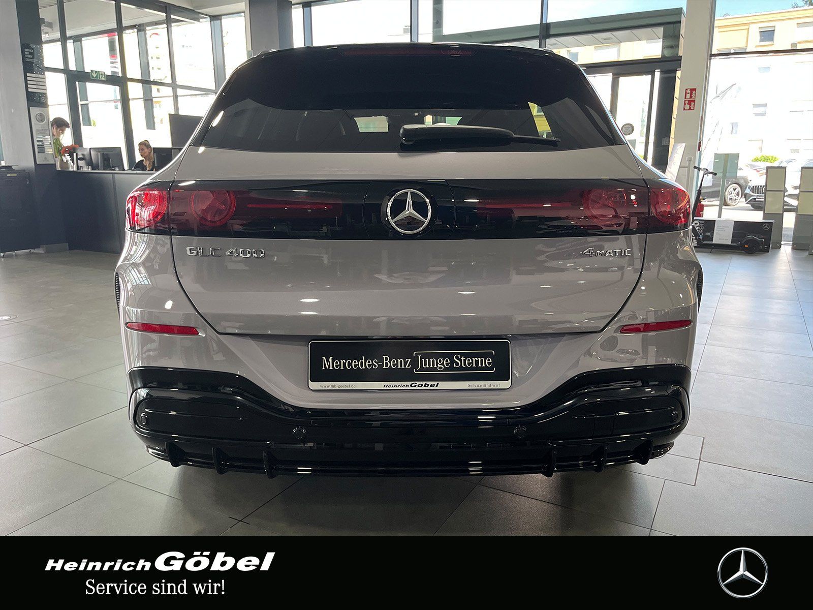 Fahrzeugabbildung Mercedes-Benz GLC 400 4M EQ AMG+PANO+HYPERSCREEN+BURMESTER