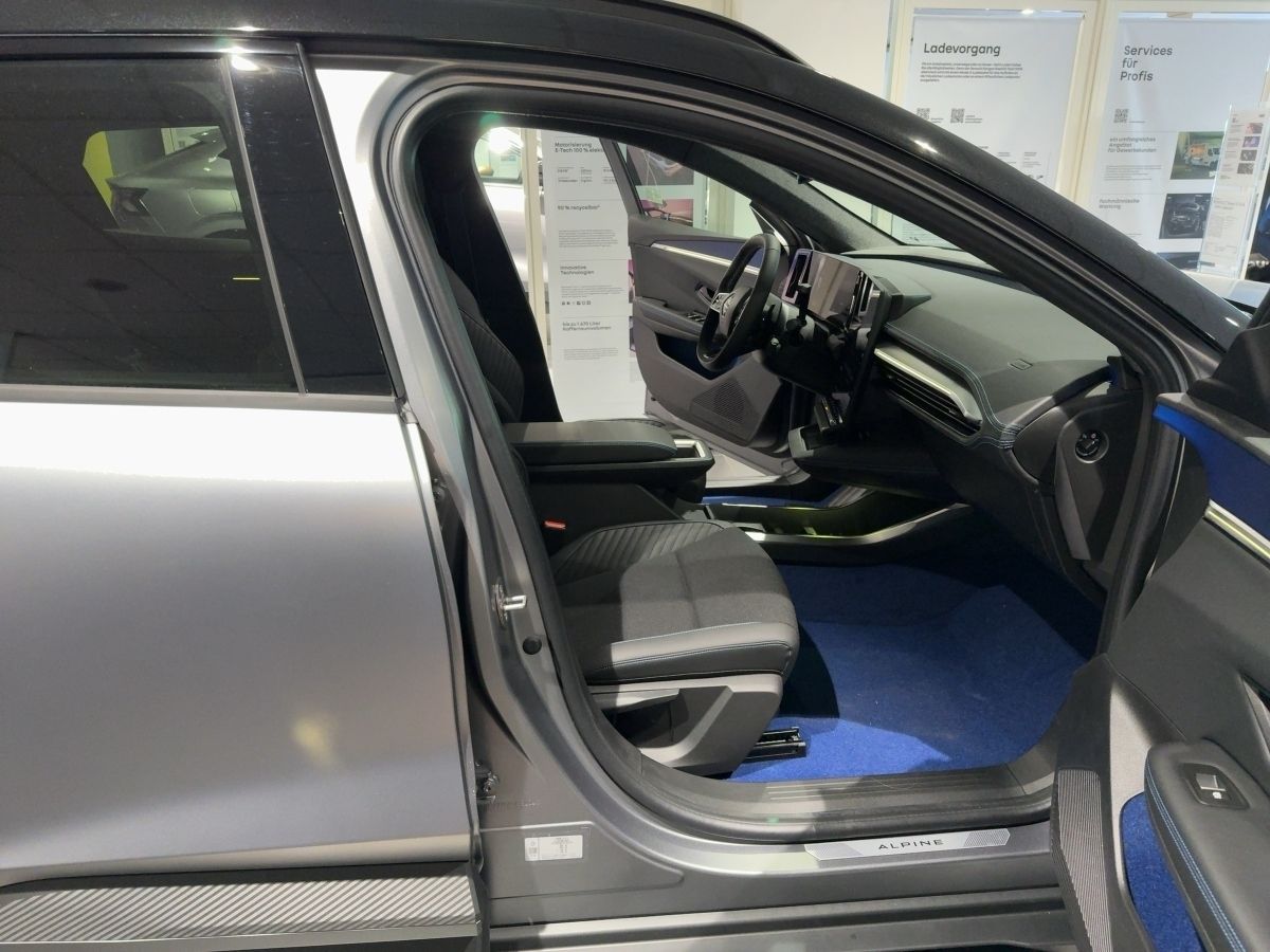Fahrzeugabbildung Renault Scenic E-Tech Esprit Alpine 220 Long Range