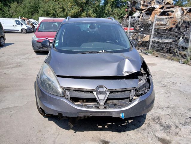 Renault SCENIC III (3) 1.6 DCI 130 XMO