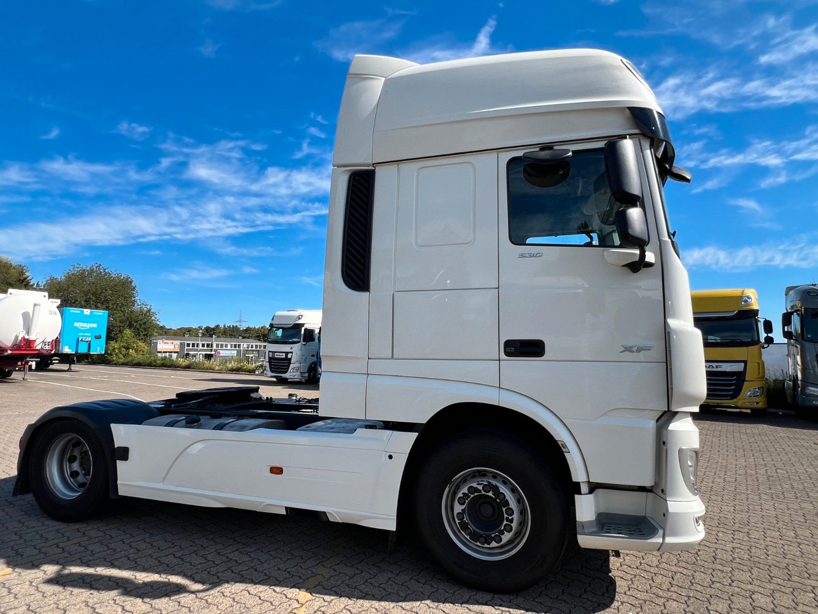 Fahrzeugabbildung DAF 10 Stuck XF 530 FT, Intarder, Klima