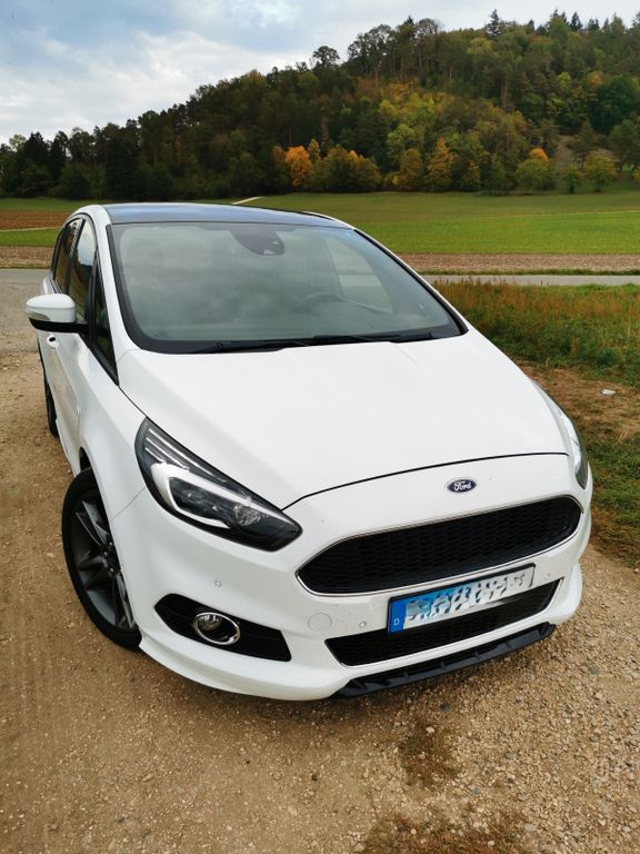 Image of Ford S-Max