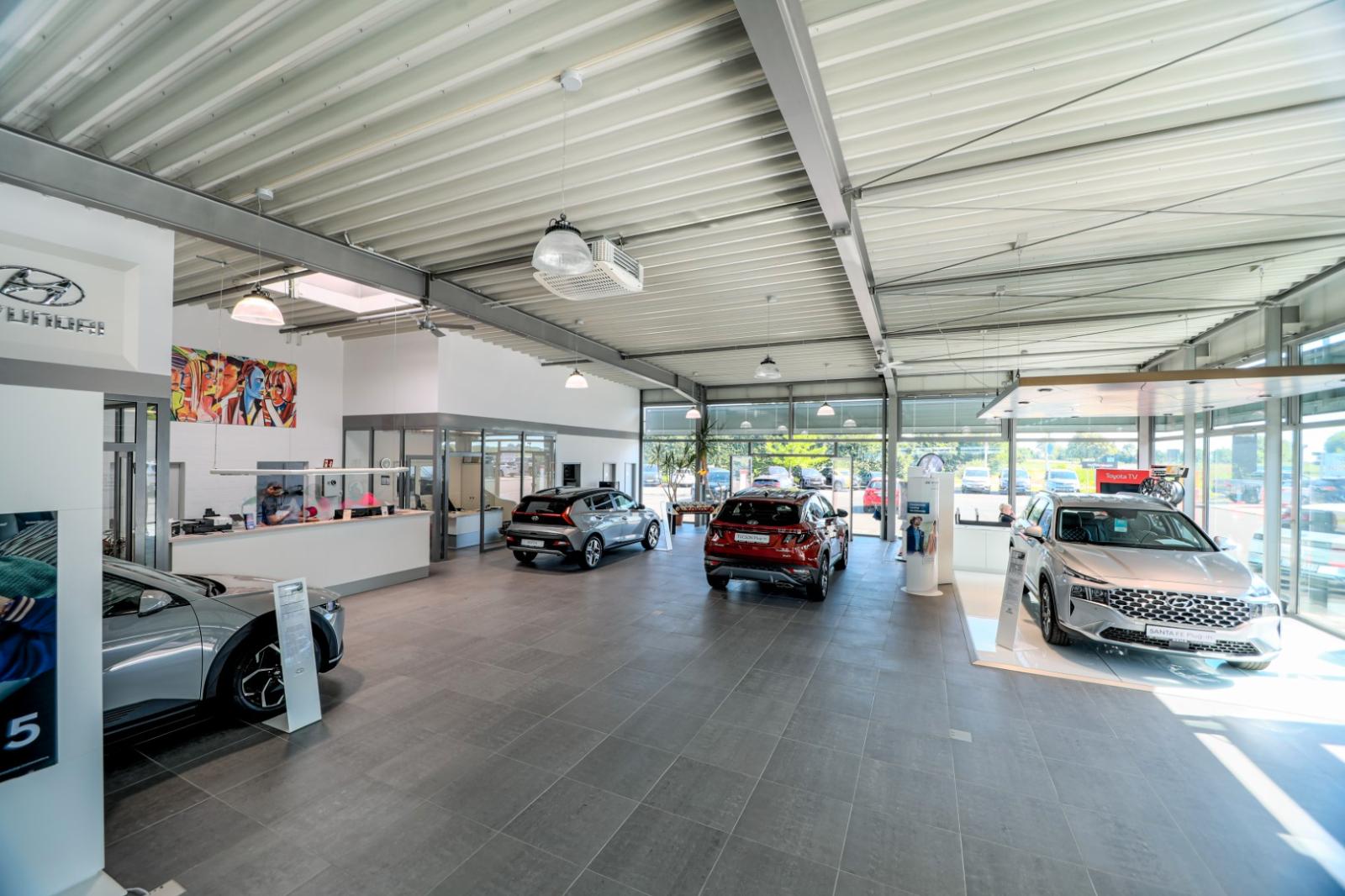 showroom-image-main