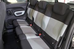 Fahrzeugabbildung Citroën Berlingo 1.2T Live M  2xSCHIEBETÜR/SPURASSISTENT
