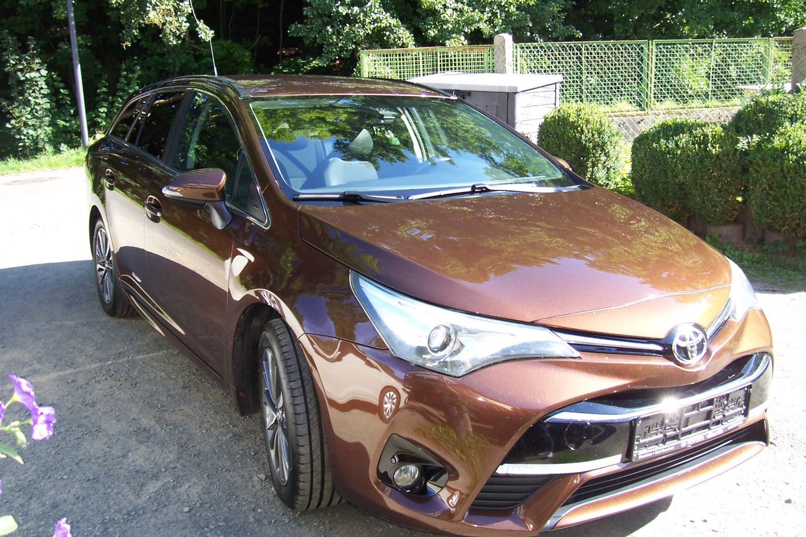 Toyota Avensis - 1