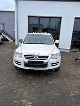 Volkswagen Touareg 3.0 V6 TDI Tiptronic - - Volkswagen Touareg aus 2009: TDI
