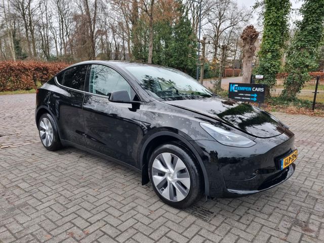 Tesla Model Y 58KWH RWD Pano Navi SHZ