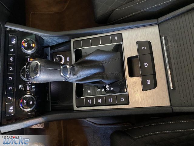 Superb Combi Ambition iV NAVI KLIMA PDC LM