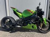 Suzuki GSXR 1000 K2 - SUZUKI STREETFIGHTER