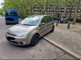 Ford Fiesta 1,4 Benzin Top Zustand - Ford Fiesta aus 2002: 1.4
