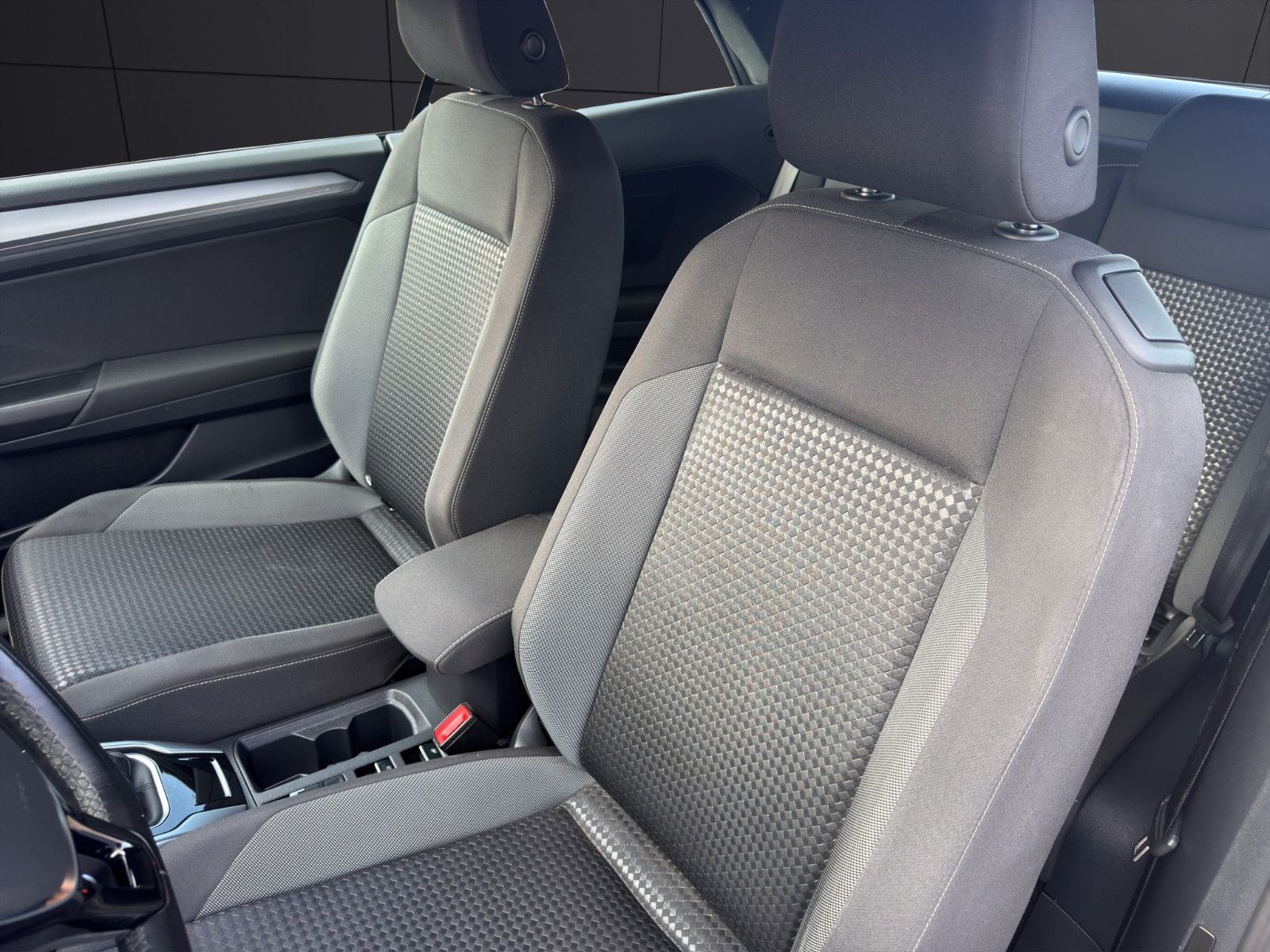 Fahrzeugabbildung Volkswagen T-Roc Cabriolet/Sondermodell/ACC/Navi
