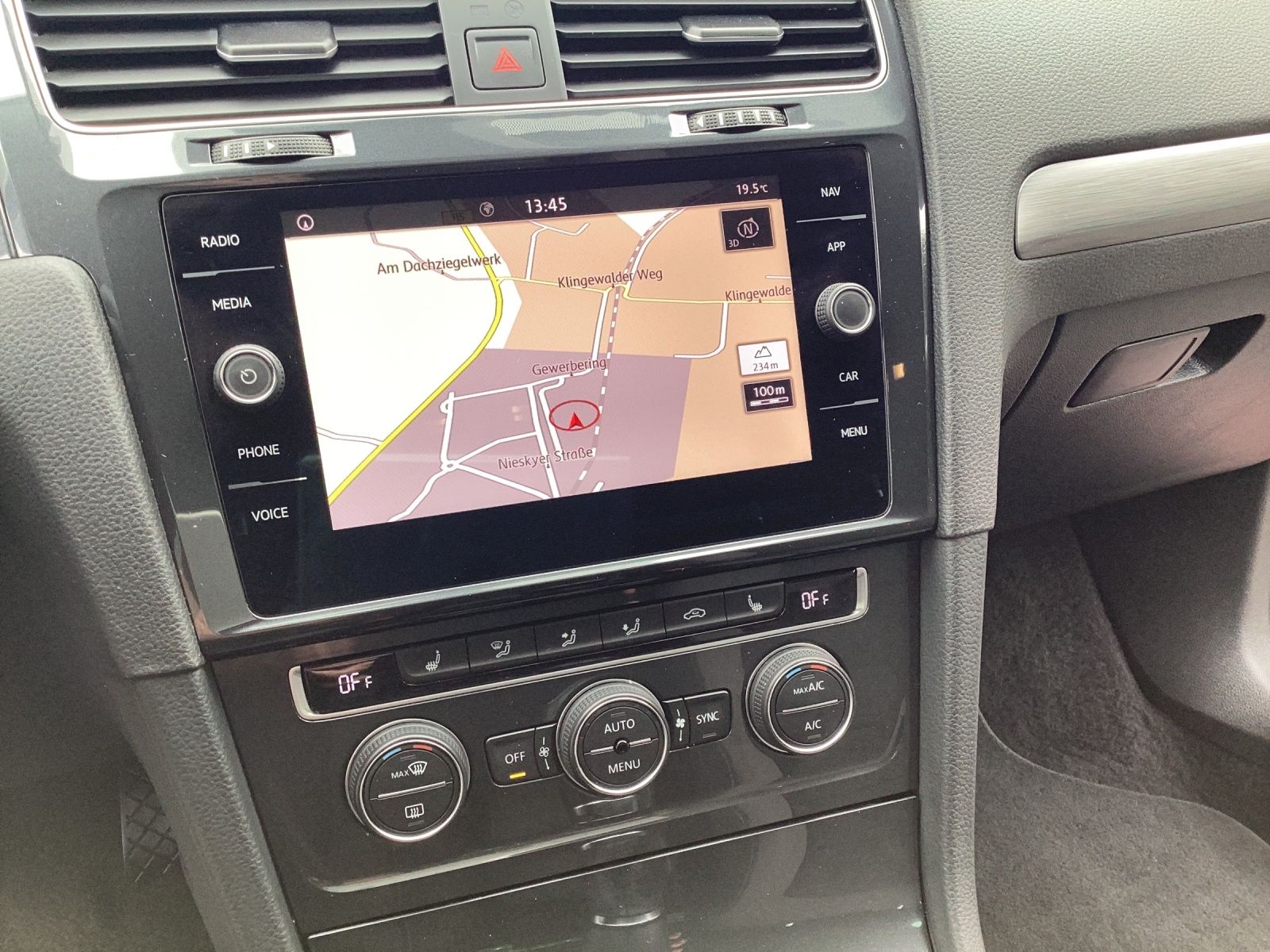 Fahrzeugabbildung Volkswagen Golf VIII TSI Comfortline
