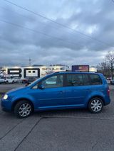 Volkswagen VW Touran 1,6L - Volkswagen Touran aus 2003