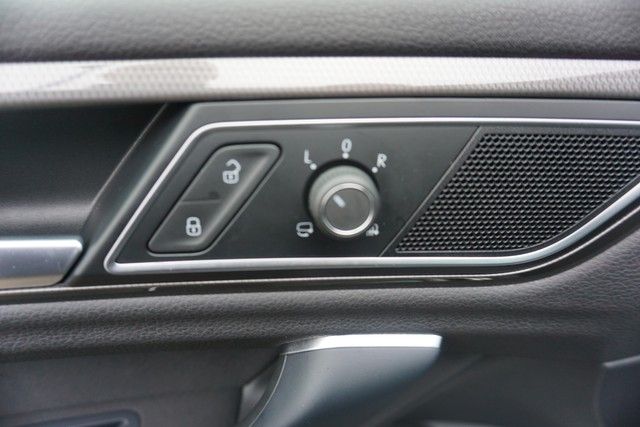 Fahrzeugabbildung Volkswagen Golf Sportsvan TSI Join Navi ACC PDC SHZ App-Con