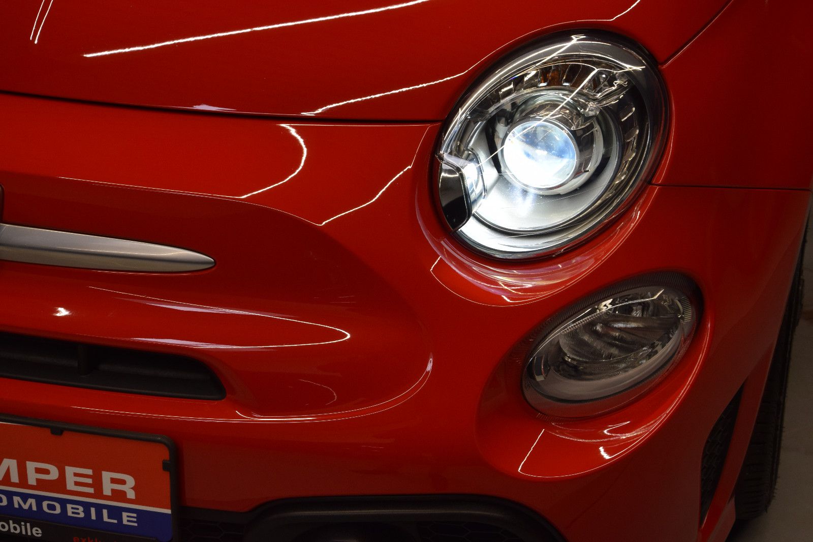 Fahrzeugabbildung Abarth 595 C Turismo Facelift Leder beats PDC UConnect