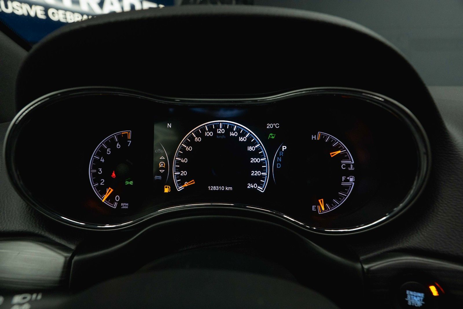 Fahrzeugabbildung Jeep Grand Cherokee 3.6 4x4 Altitude *Pano*CarPlay*