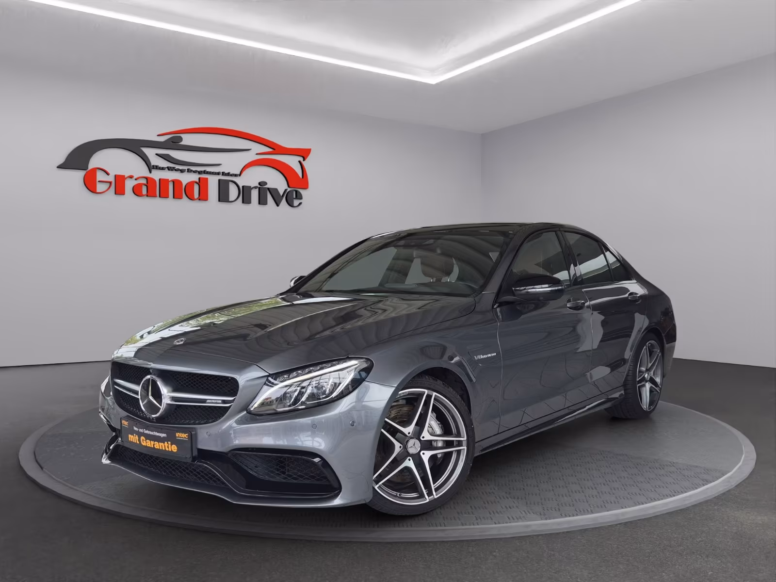 Mercedes-Benz C 63 AMG/PANO/HuD/BURMESTER/360/LEDER/GARANTIE