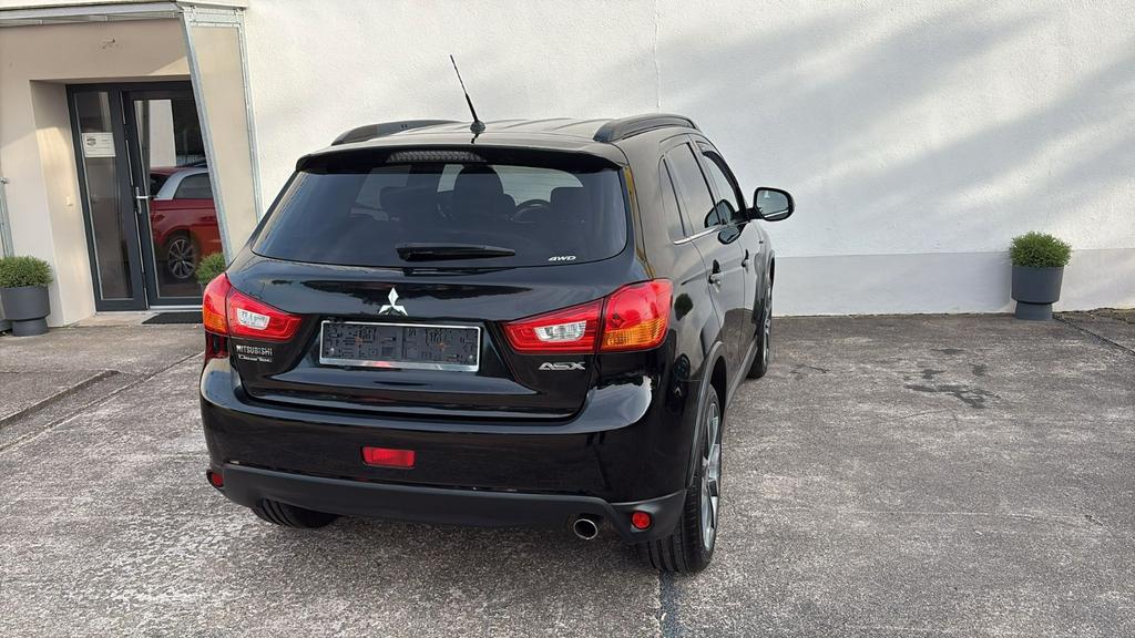 Mitsubishi ASX