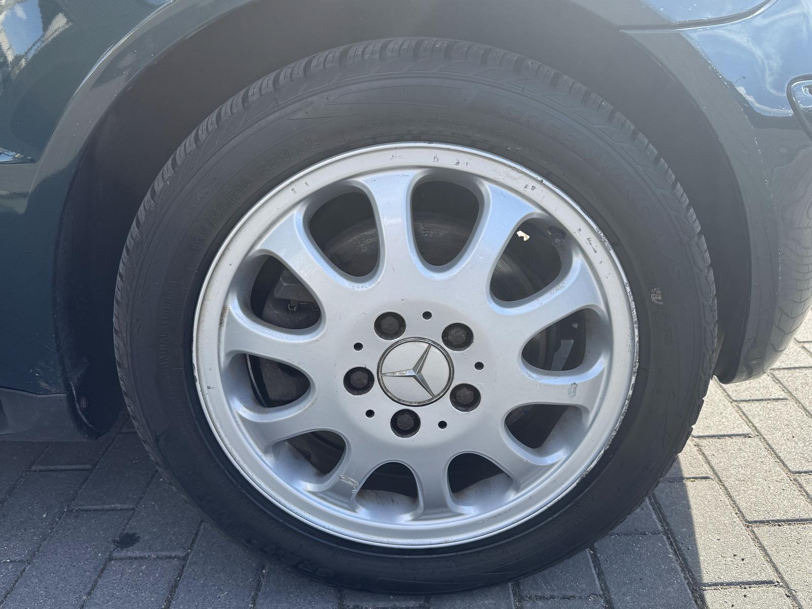 Mercedes-Benz A 190 Halbautomatik+Leder+Klima+2.Hand+