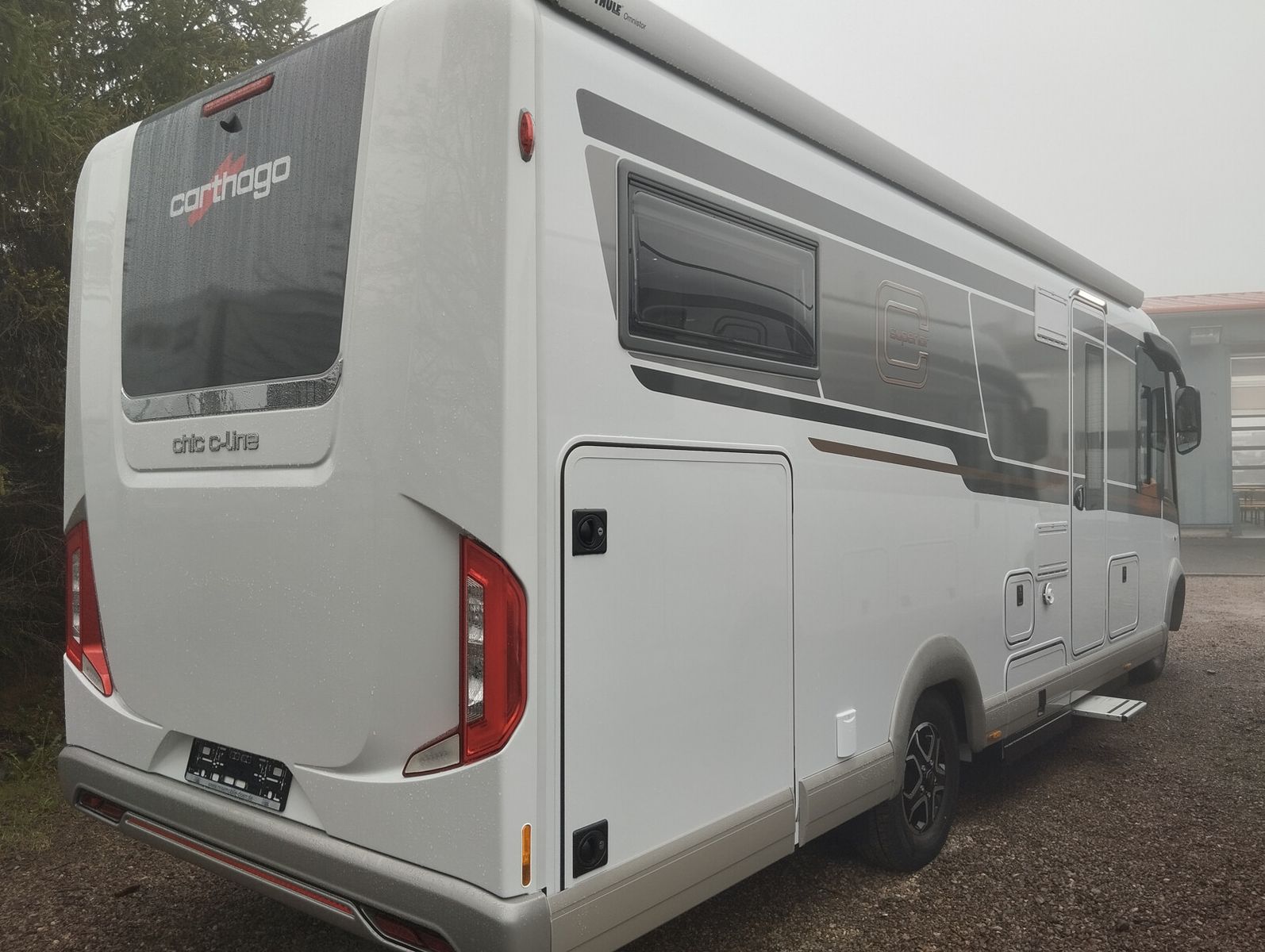 Fahrzeugabbildung Carthago chic c-line superior I 4.9 LE L Fiat,Sat,Markise