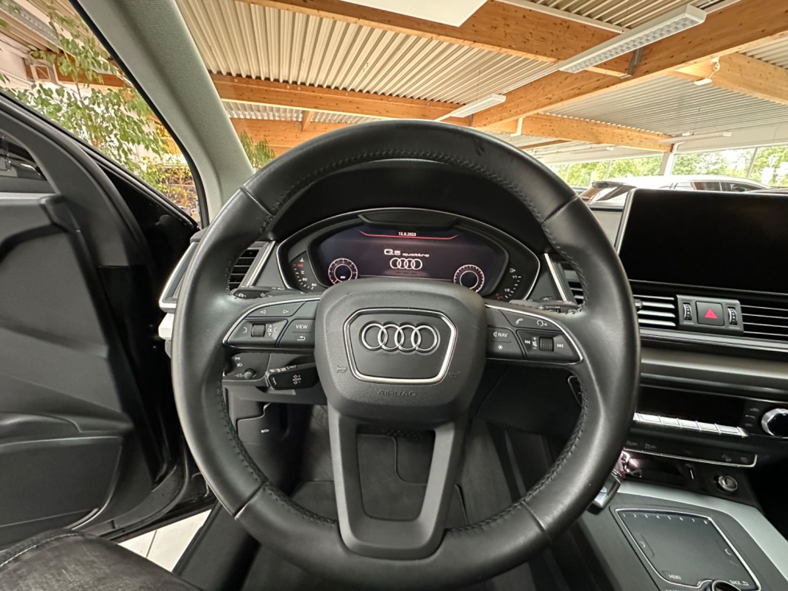 Fahrzeugabbildung Audi Q5 35 TDI quattro *Navi*Automatik*Klima*