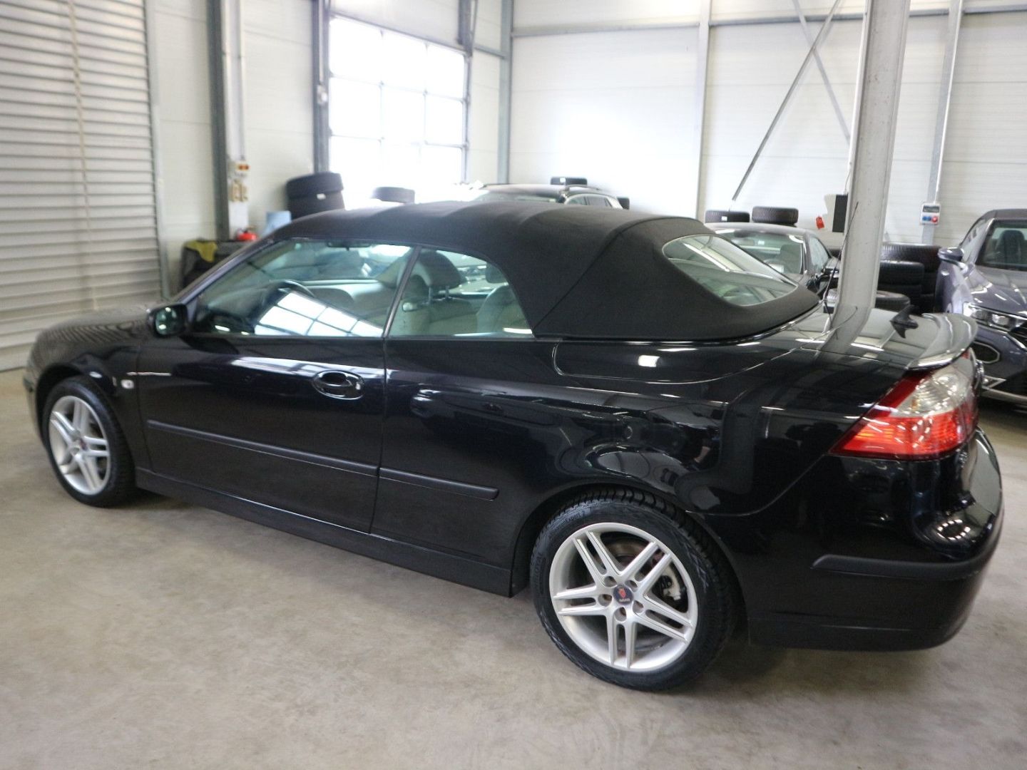Fahrzeugabbildung Saab 9-3 Cabriolet 1.9 TiD Vector Leder Navi PDC SHZ
