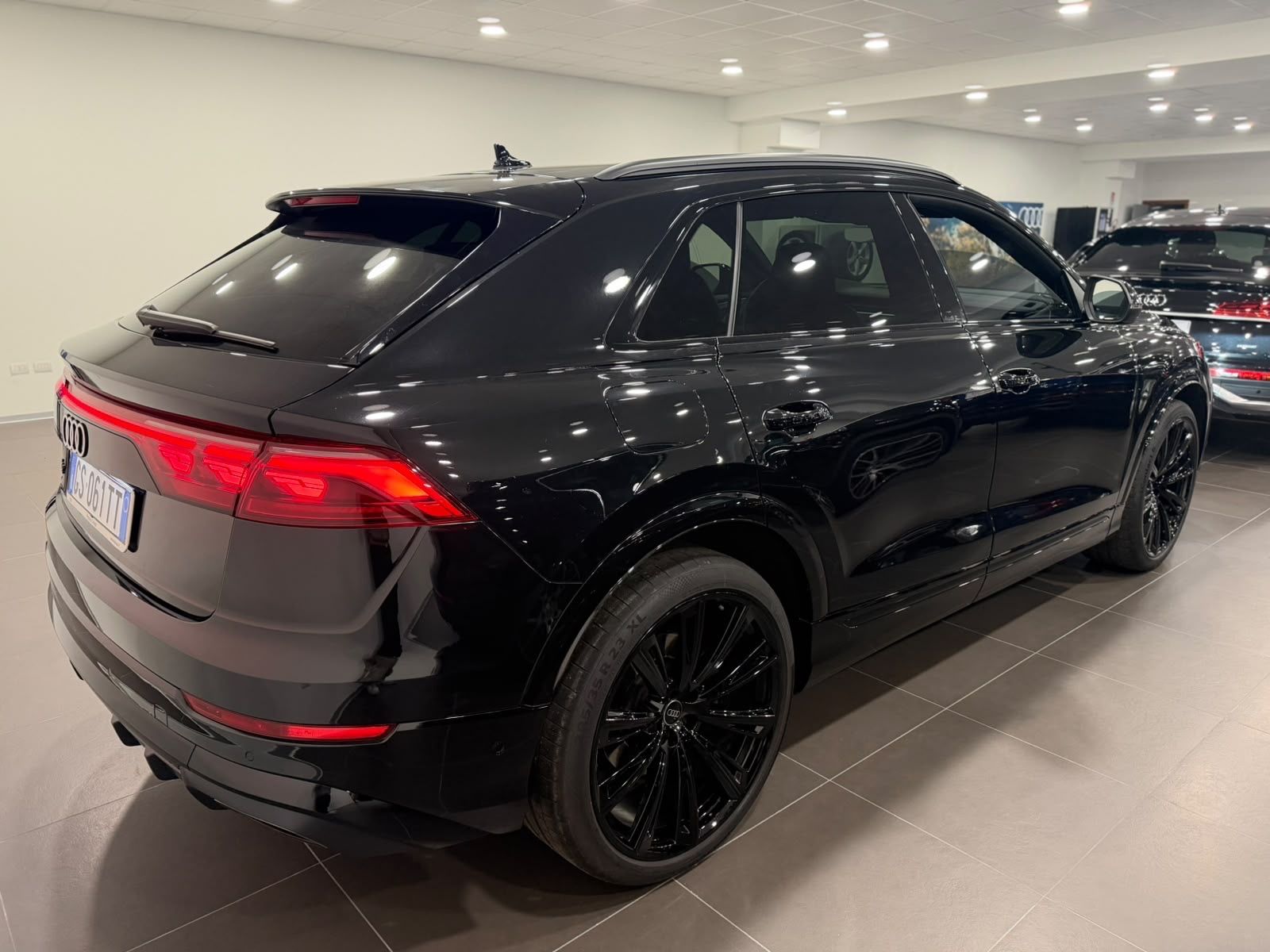 Audi Q8 50 TDI quattro tiptronic imagem 3