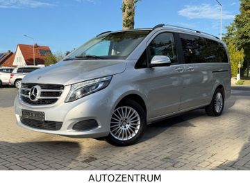 Mercedes V 220 - 3
