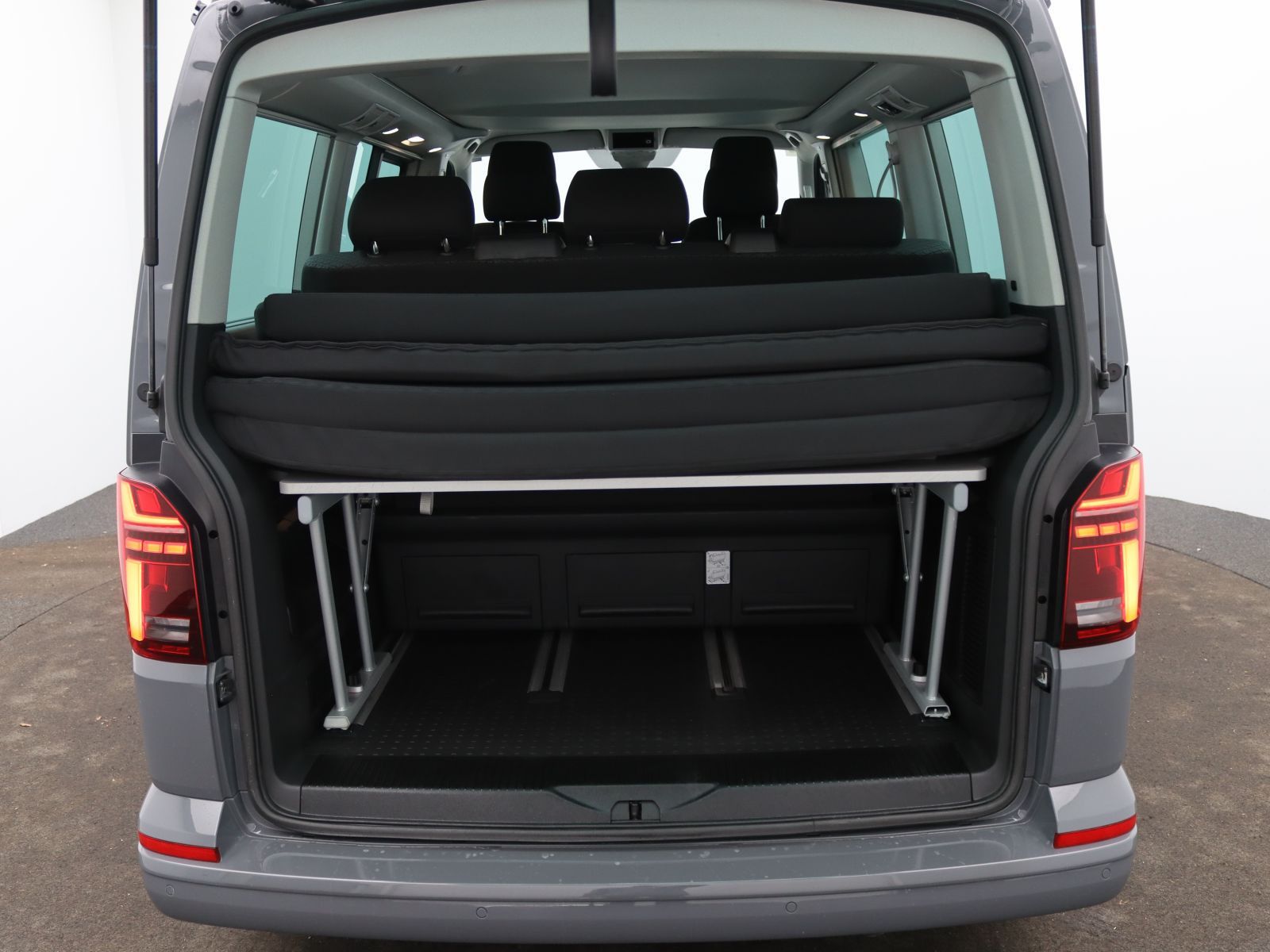 Volkswagen T6 California - Bild 9