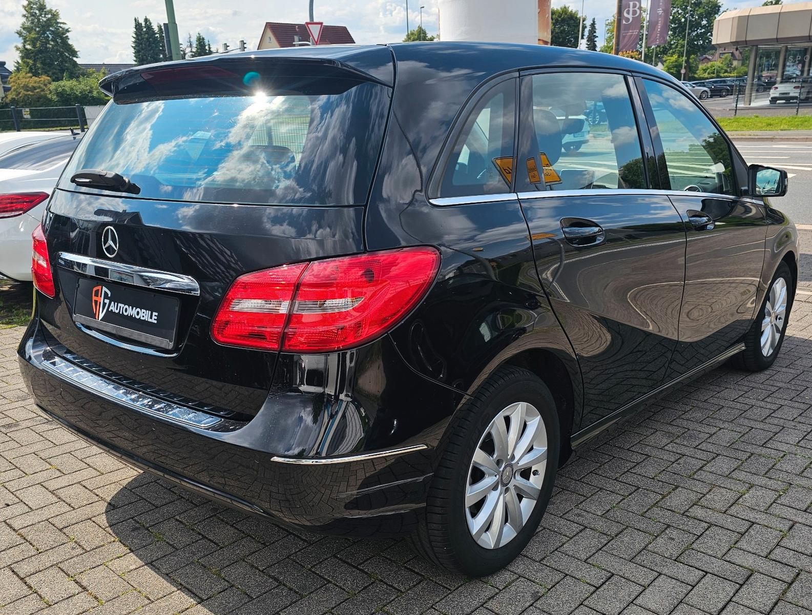 Mercedes-Benz B 180 Sports Tourer"Rückfahrkamera"