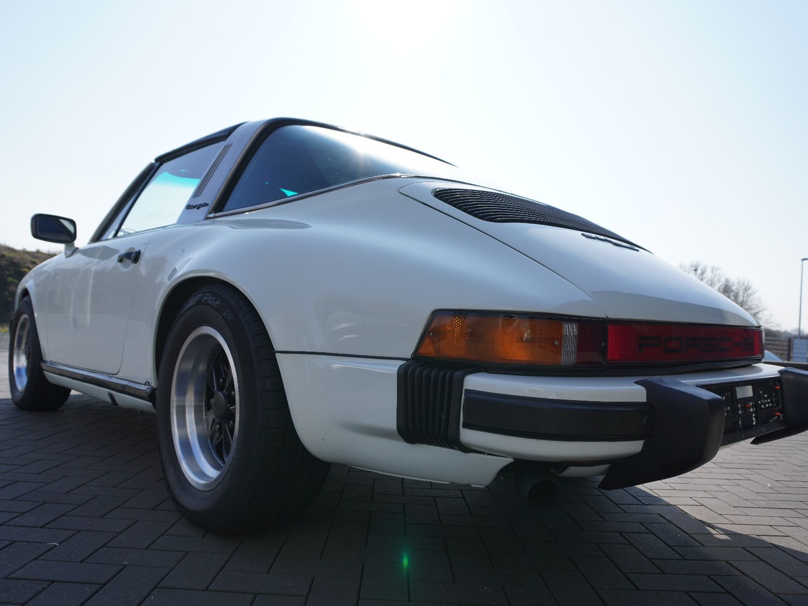 Fahrzeugabbildung Porsche 911 SC Targa