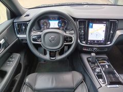 Fahrzeugabbildung Volvo V60 T6 Recharge AWD R-Design 'GROßER AKKU