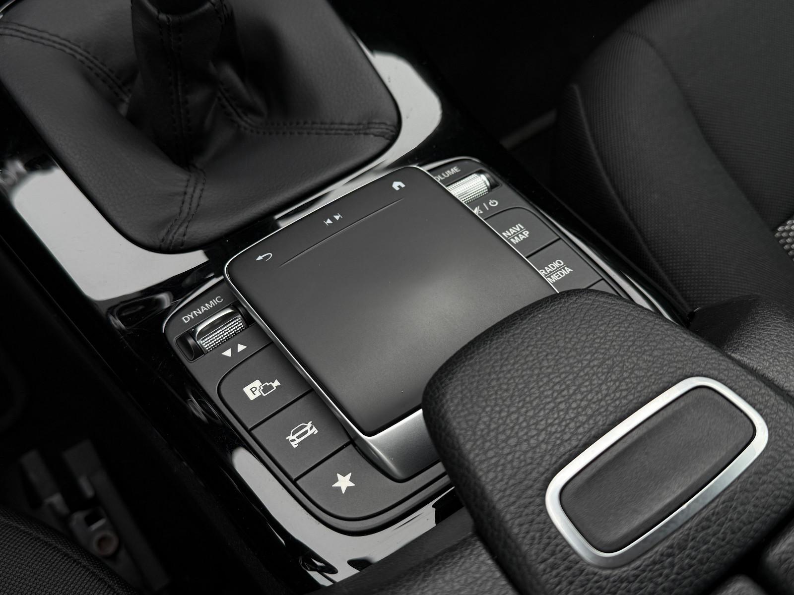 Mercedes-Benz CLA 180d SB, LED, TÜV neu, Reifen neu, миниатюра 27